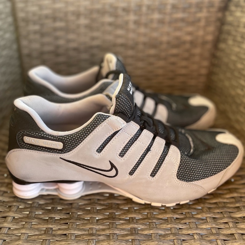 Nike Shox NZ SE Men size 11.5 gray/black